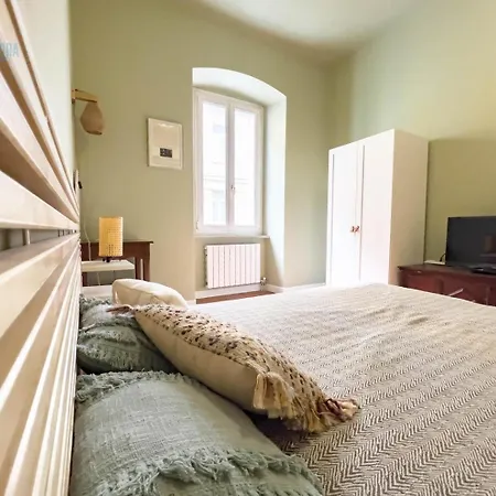 Cadorna 14 Tirabora Short Rent Трієст